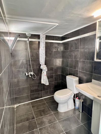 Image No.27-3 Bed House for sale