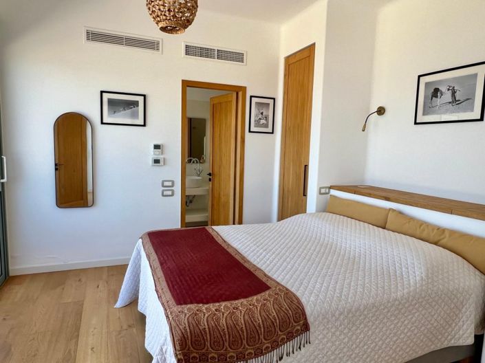 Image No.27-4 Bed Villa for sale