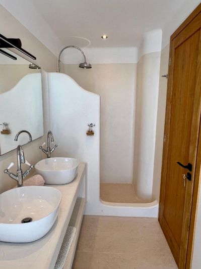 Image No.29-4 Bed Villa for sale