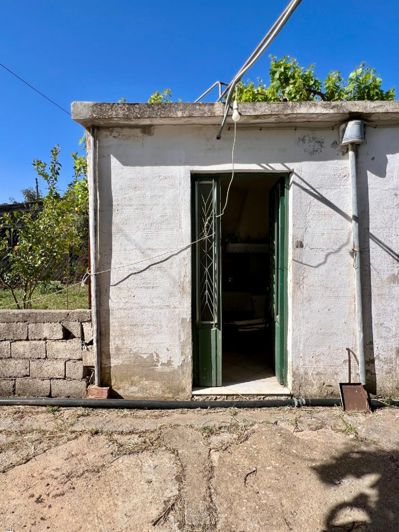 Image No.18-1 Bed House for sale