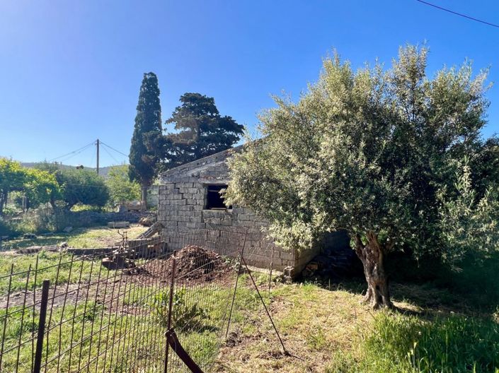 Image No.30-1 Bed House for sale