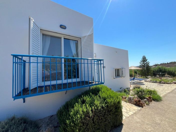 Image No.4-2 Bed House for sale
