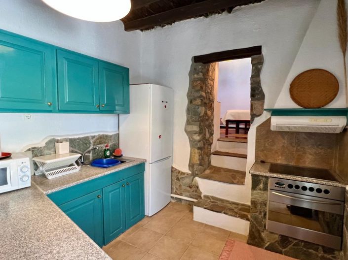 Image No.14-2 Bed House for sale