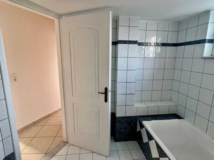 Image No.24-3 Bed Penthouse for sale