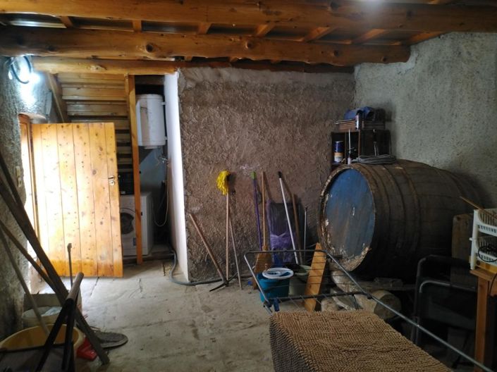 Image No.20-2 Bed House for sale