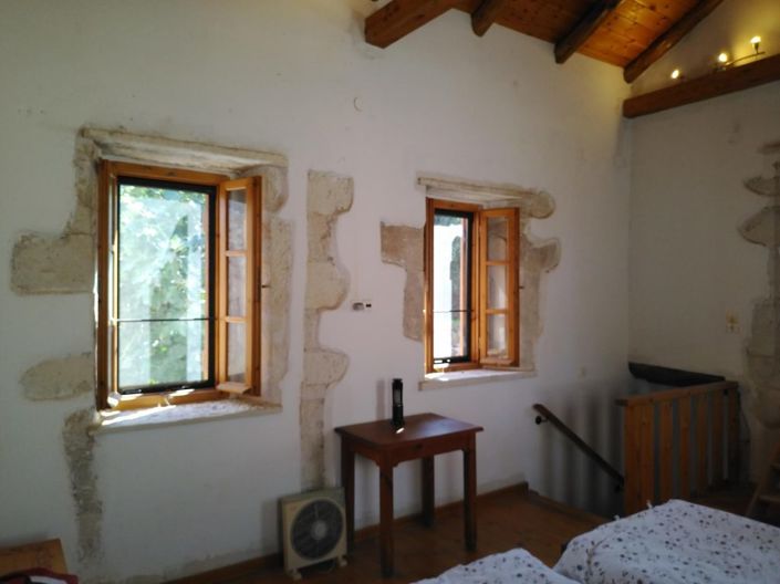 Image No.8-2 Bed House for sale