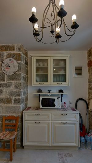 Image No.19-2 Bed House for sale