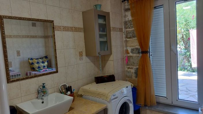 Image No.24-2 Bed House for sale