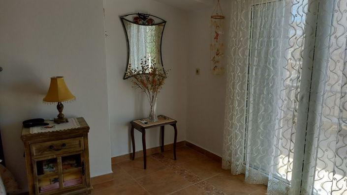 Image No.30-2 Bed House for sale