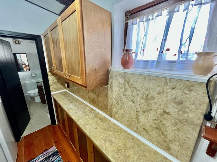 Image No.11-1 Bed House for sale