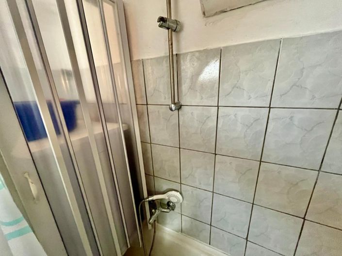 Image No.13-1 Bed House for sale