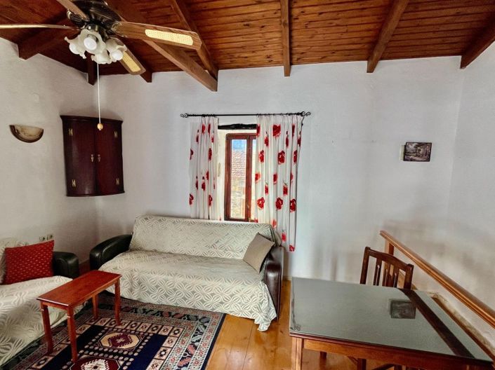 Image No.6-1 Bed House for sale