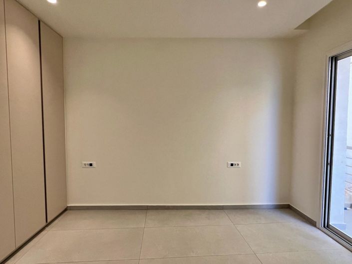 Image No.28-2 Bed Apartment for sale
