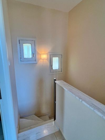Image No.19-3 Bed Villa for sale