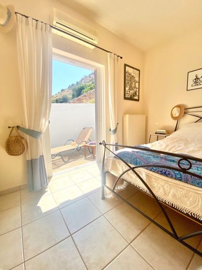 Image No.13-3 Bed House for sale