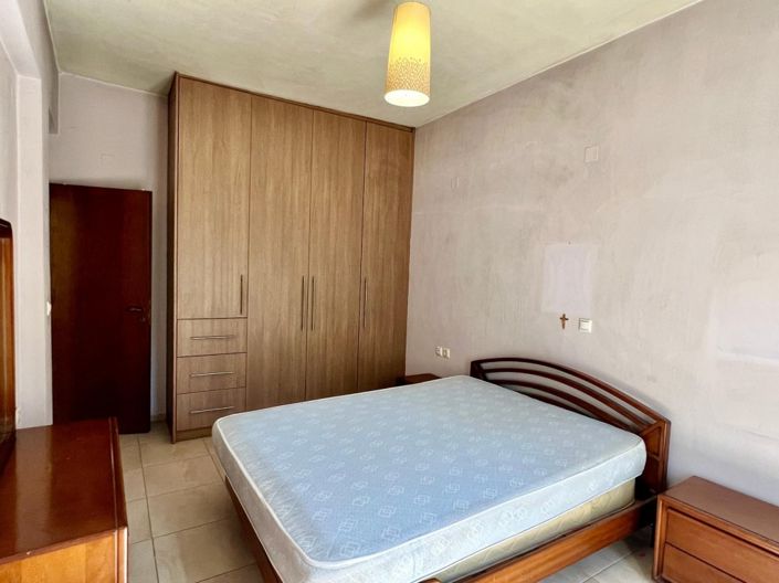 Image No.19-3 Bed House for sale