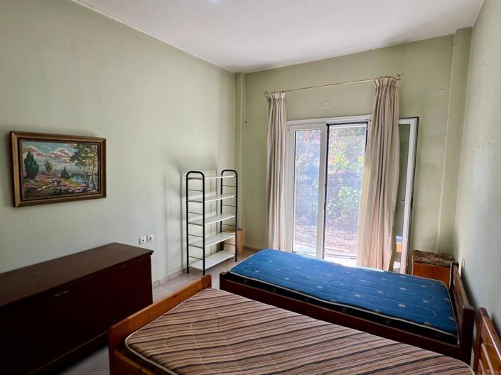 Image No.21-3 Bed House for sale