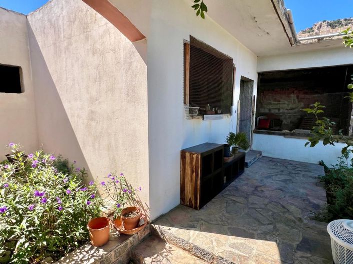 Image No.31-3 Bed House for sale