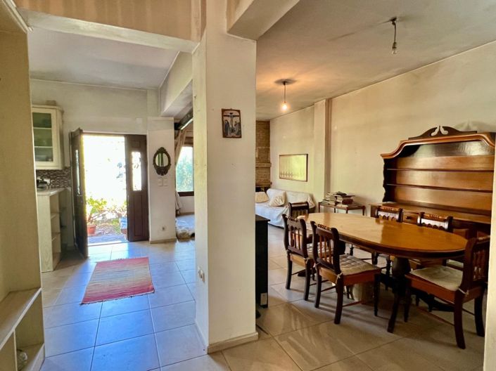 Image No.10-3 Bed House for sale