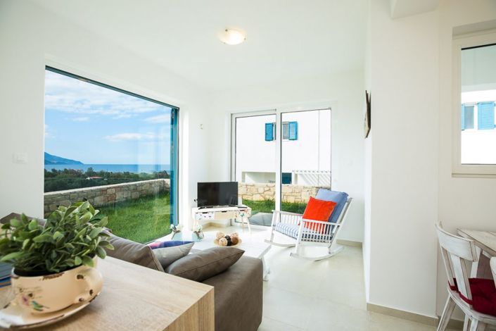 Image No.3-3 Bed House for sale