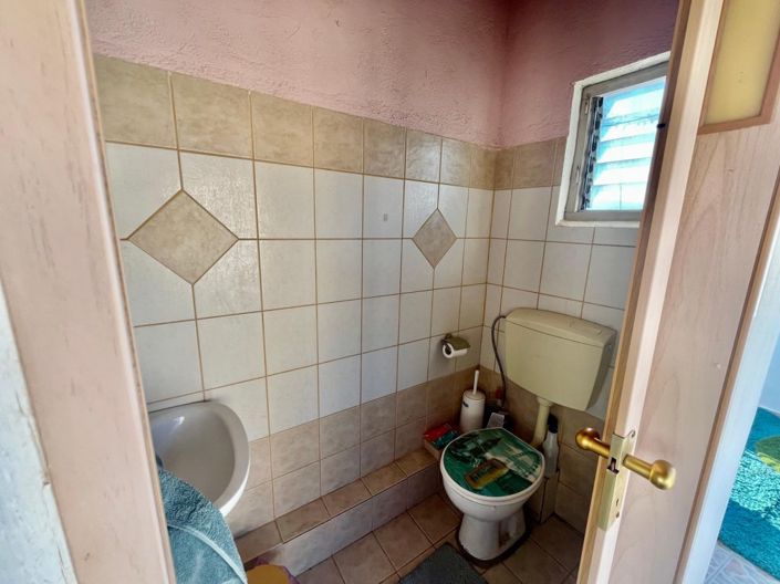 Image No.25-2 Bed House for sale