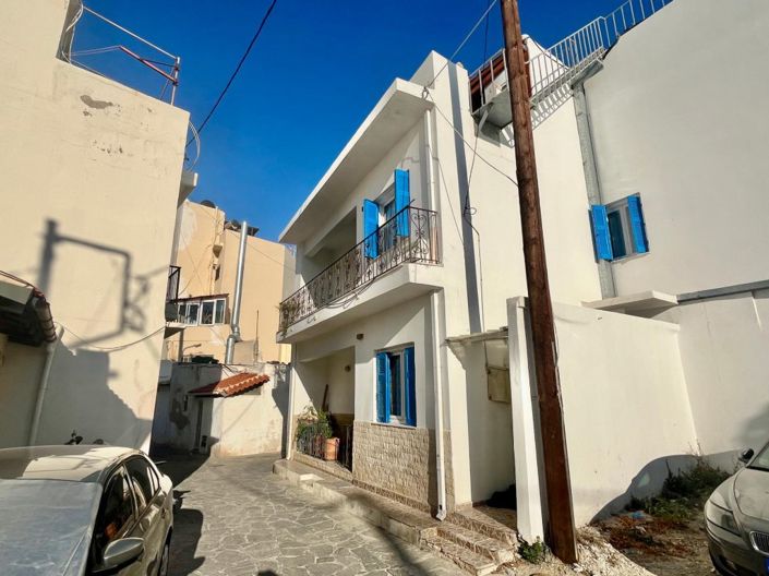 Image No.30-2 Bed House for sale