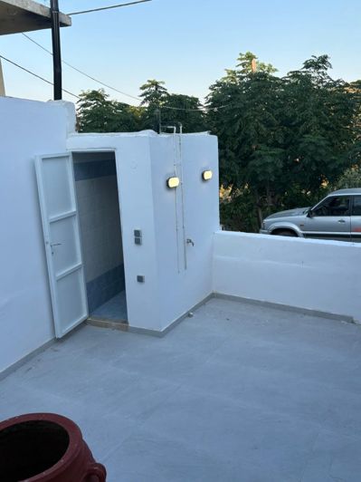 Image No.21-1 Bed House for sale