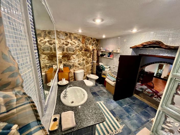 Image No.14-2 Bed Village House for sale
