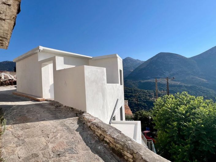 Image No.28-3 Bed Village House for sale