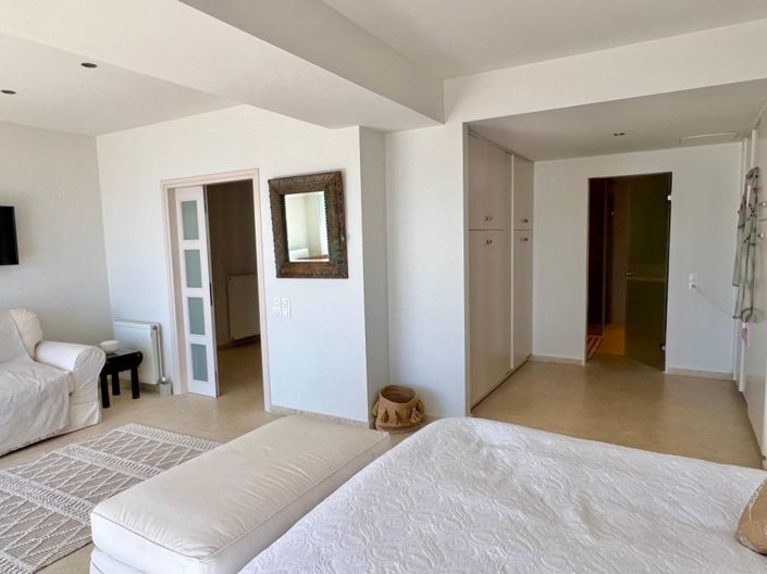 Image No.20-3 Bed Villa for sale