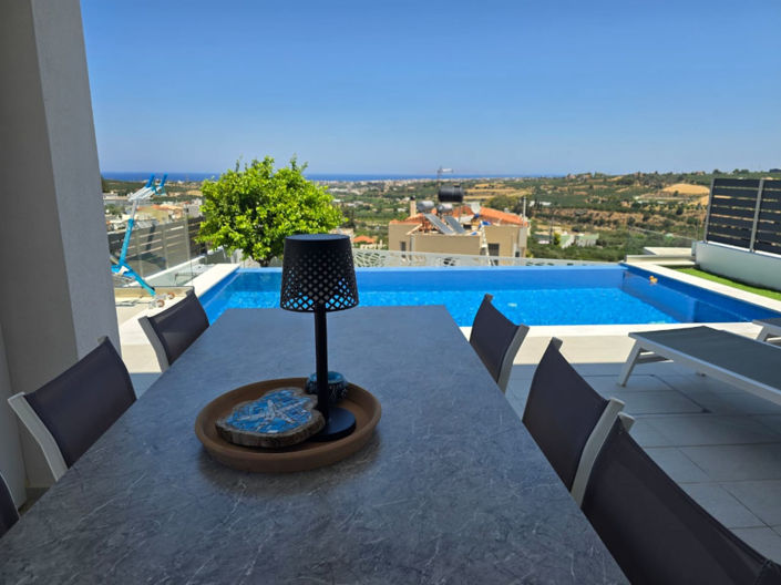 Image No.18-3 Bed House for sale
