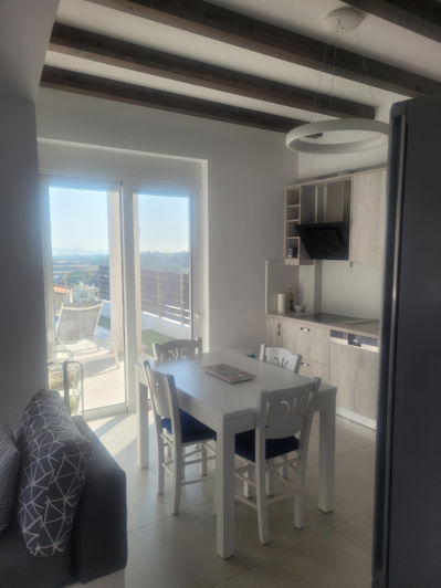 Image No.6-3 Bed House for sale
