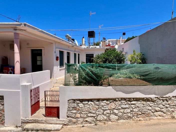 Image No.25-2 Bed Village House for sale