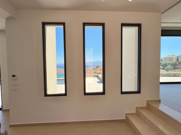 Image No.10-5 Bed Villa for sale