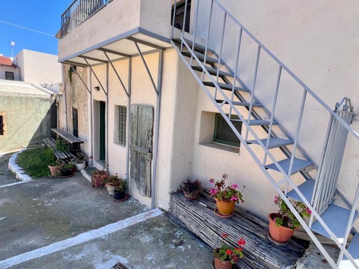 Image No.26-2 Bed Village House for sale