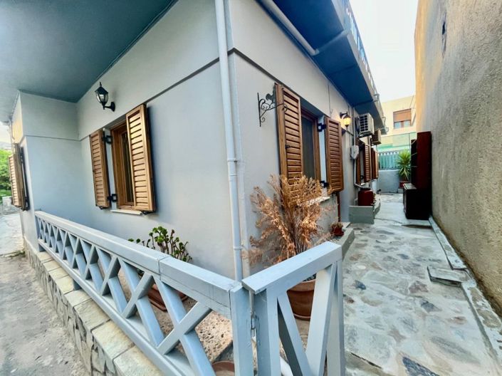 Image No.2-2 Bed House for sale