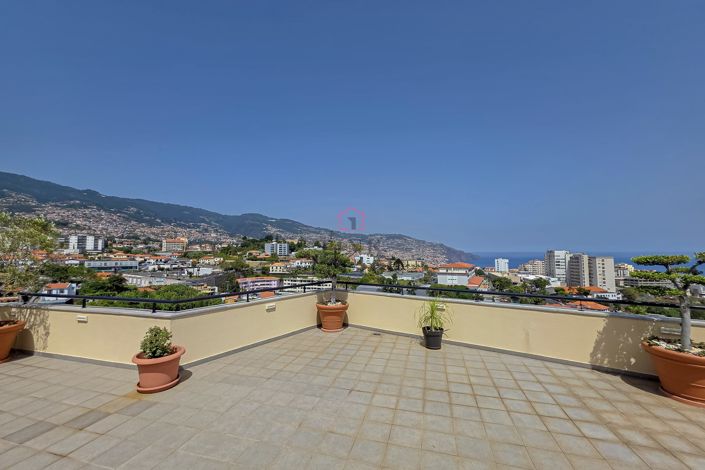 Image No.3-3 Bed Apartment for sale