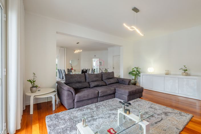 Image No.25-3 Bed Apartment for sale