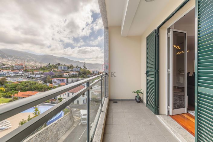 Image No.27-3 Bed Apartment for sale