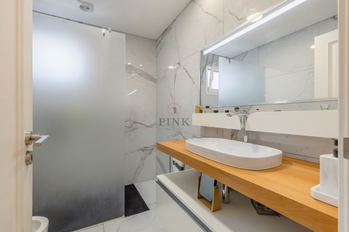 Image No.34-3 Bed Apartment for sale