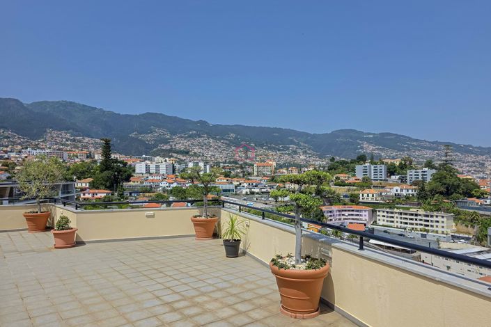 Image No.49-3 Bed Apartment for sale