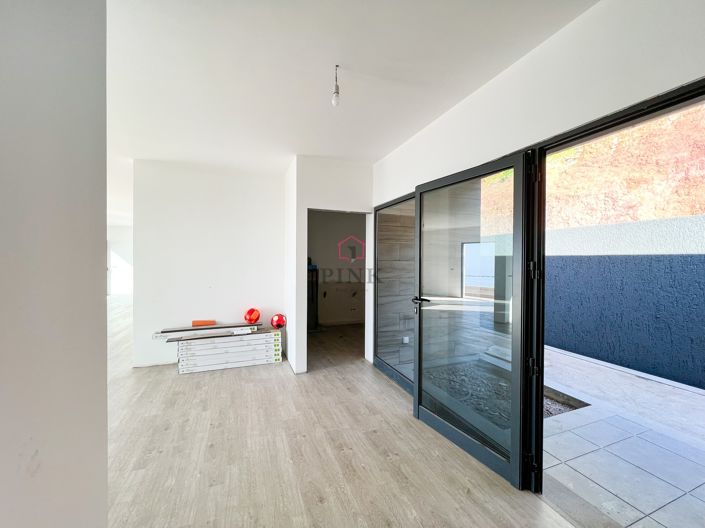 Image No.12-Villa de 3 chambres à vendre à Camara de Lobos