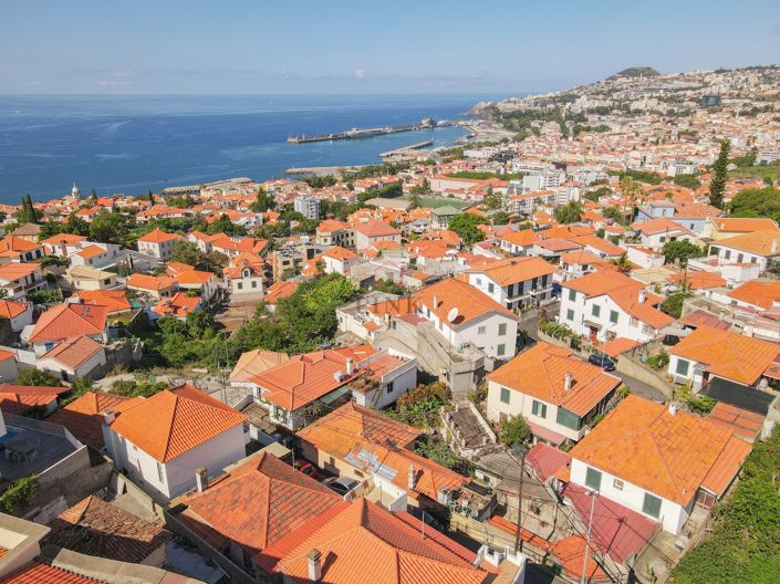 Image No.14-2 Bed Villa for sale