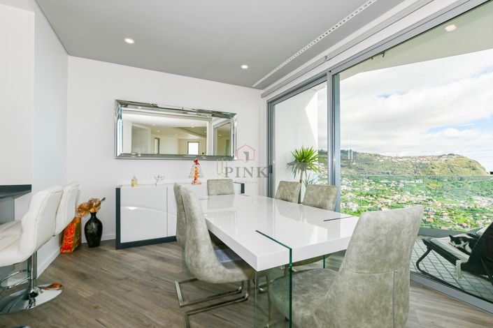 Image No.13-2 Bed Villa for sale