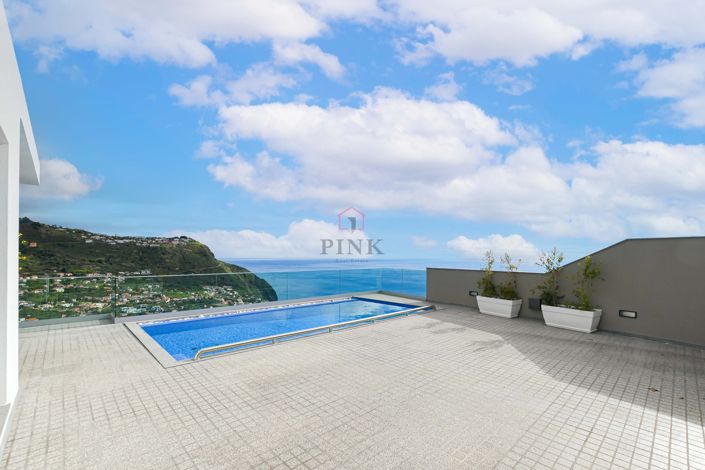 Image No.41-2 Bed Villa for sale