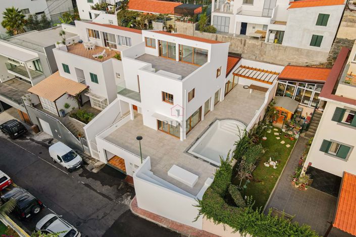 Image No.2-Villa de 3 chambres à vendre à Funchal