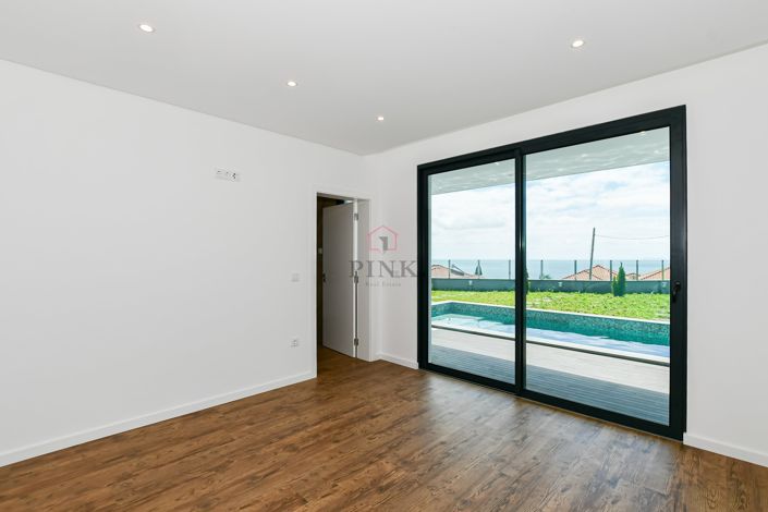 Image No.18-3 Bed Villa for sale