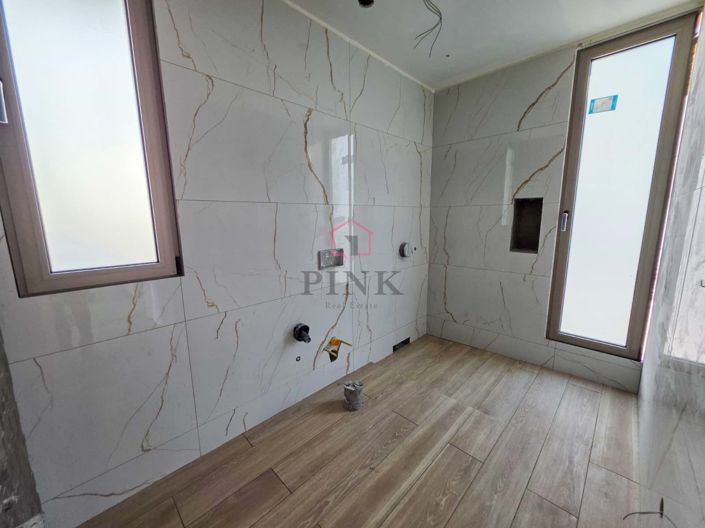 Image No.8-Villa de 4 chambres à vendre à Ribeira Brava