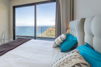 1862-525297-20eb4152a9fbcfd5b78c9c0612bb54ff9