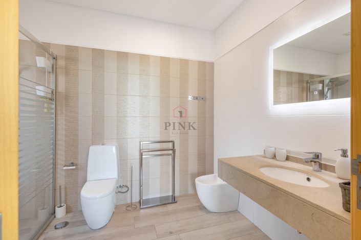 Image No.21-3 Bed Villa for sale